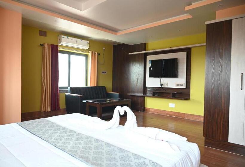 ホテル Tulusi Inn ! Bolpur, Shantiniketan