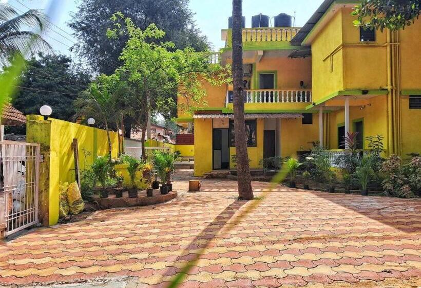 هتل Palash Villa
