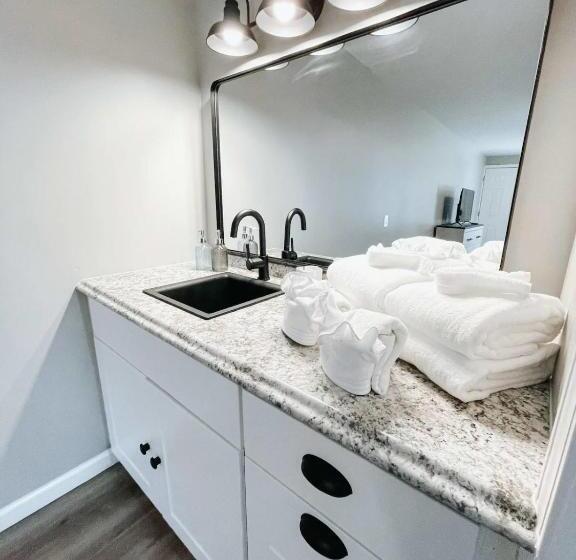 モーテル Wildflower Room At The Trailblazer Unit 13