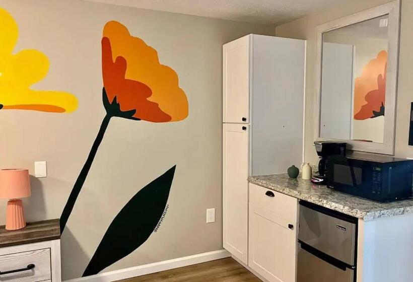 汽车旅馆 Wildflower Room At The Trailblazer Unit 14