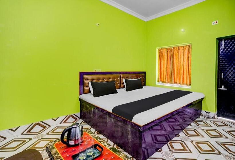 هتل O Om Palace & Banquet Hall