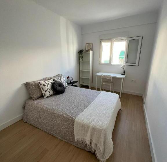 پانسیون Urban Coliving Alicante