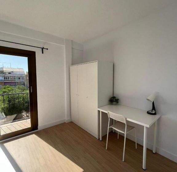 پانسیون Urban Coliving Alicante