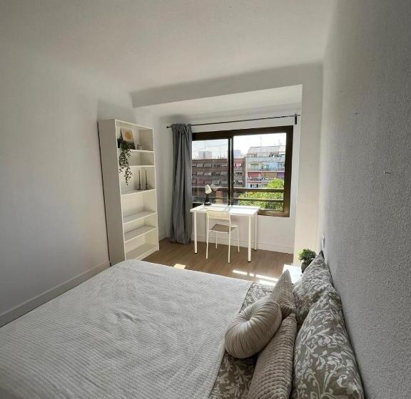 پانسیون Urban Coliving Alicante