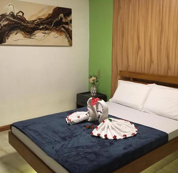 پانسیون Gbu Loboc River Guesthouse