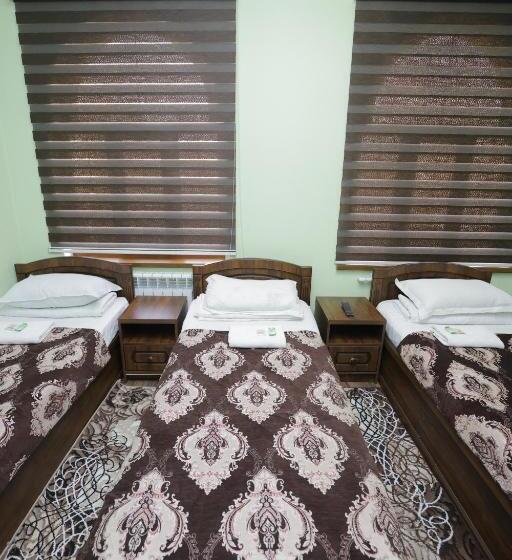 پانسیون Guest House Gumbaz Sts