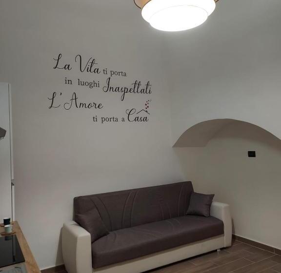 تختخواب و صبحانه La Casa Antica