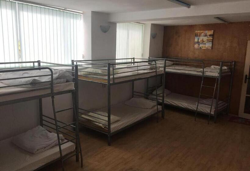 Hostel Varna Botanika
