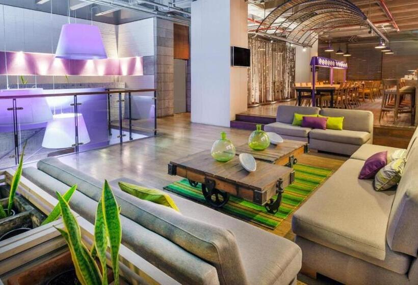 هتل Barri   Standard Twin   Colombia