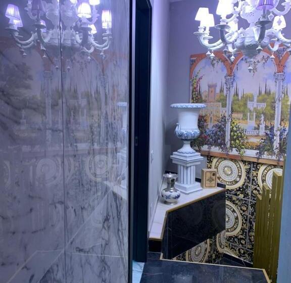 فندق Bristol Palace