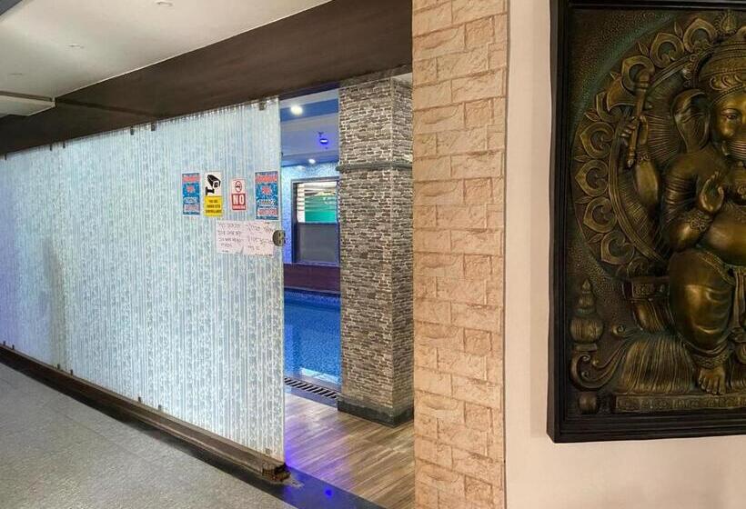 هتل The Grand Touch & The Royal Touch, New Digha ! Easygooroms