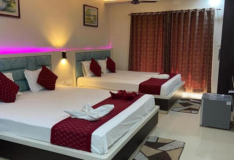 هتل The Grand Touch & The Royal Touch, New Digha ! Easygooroms