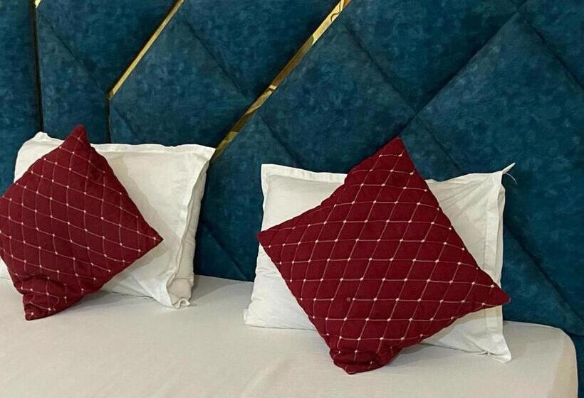 هتل The Grand Touch & The Royal Touch, New Digha ! Easygooroms