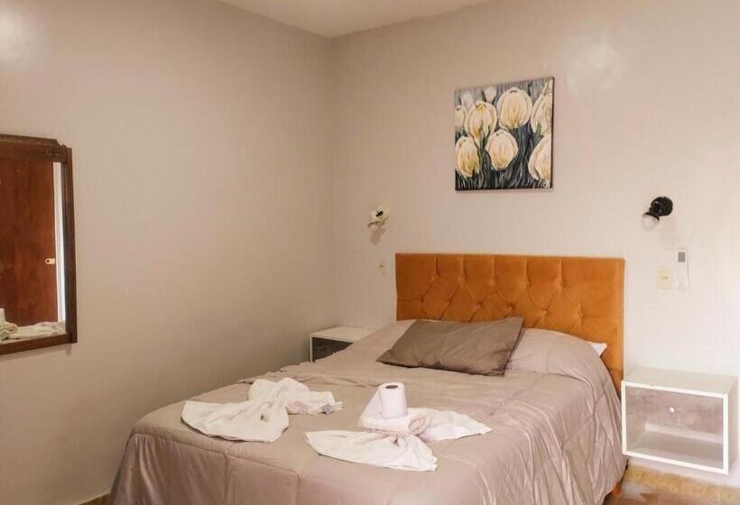 هتل Los Olivos Termal Spa