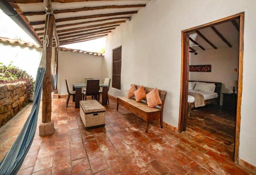 هتل Masaya Achiotte   Family Superior Room   Colombia