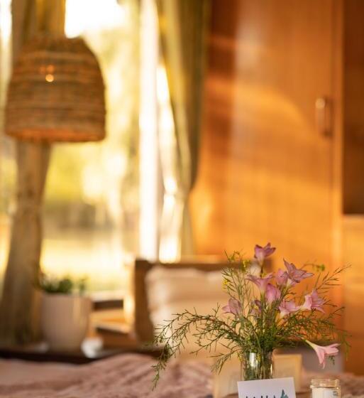 هتل Sojourn With Nyoli 3bhk Villa