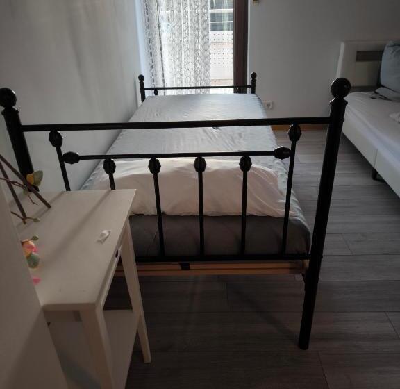 פנסיון Mühltal Private Guesthouse