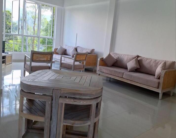 פנסיון Ouna Bungalow