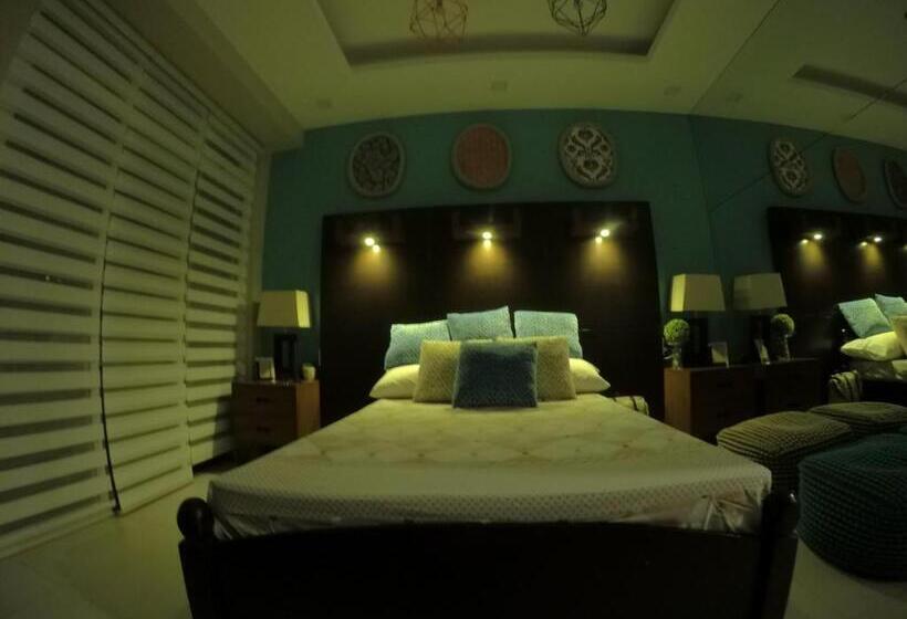 Pico De Loro Room Jacana A Bldg