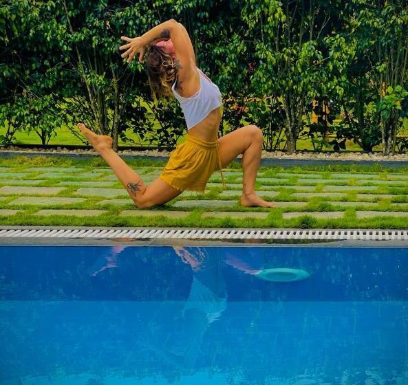 منتجع Ayurgem Ayurveda Yoga And Wellness Retreat Munnar