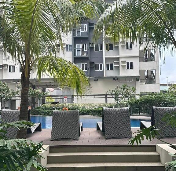 2br Cozy Condo Staycation Near Sm Novaliches, Quezon City