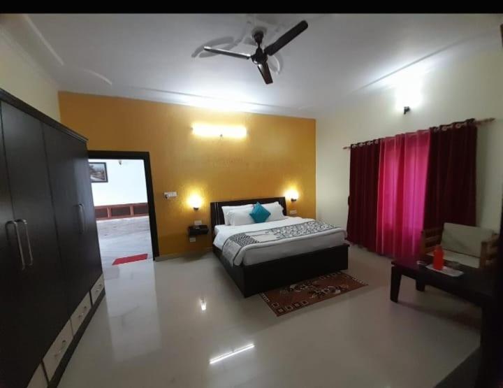 בית מלון כפרי Nabh Resorts