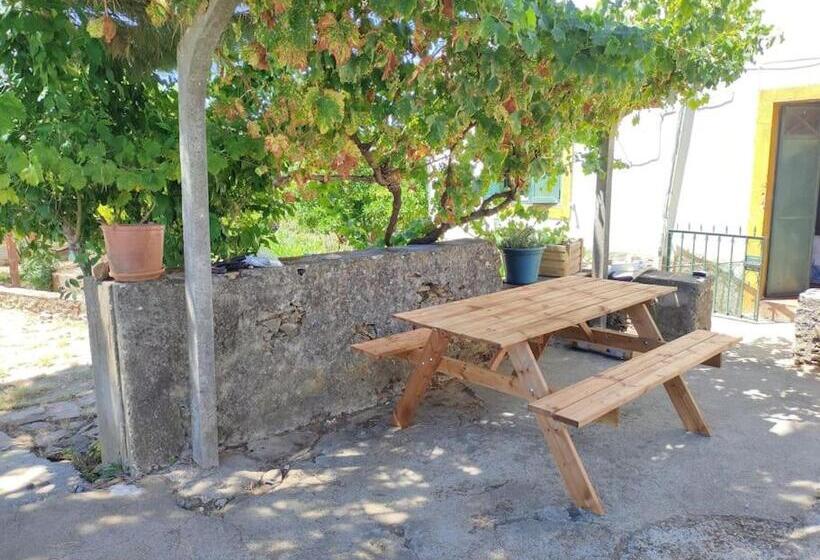 هتل Private Farm  Kingdom Of Stone  1km Fluvial Beach