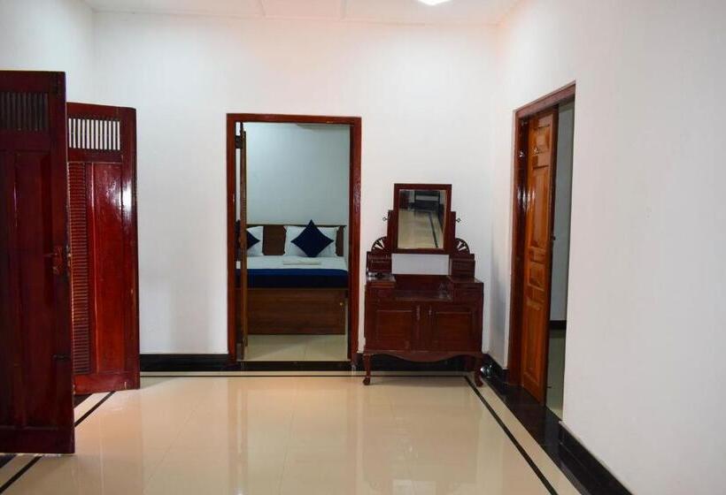 هتل Rolex Guest House