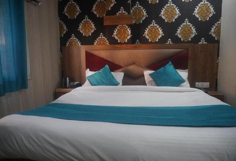 Hotel Rudreshwar