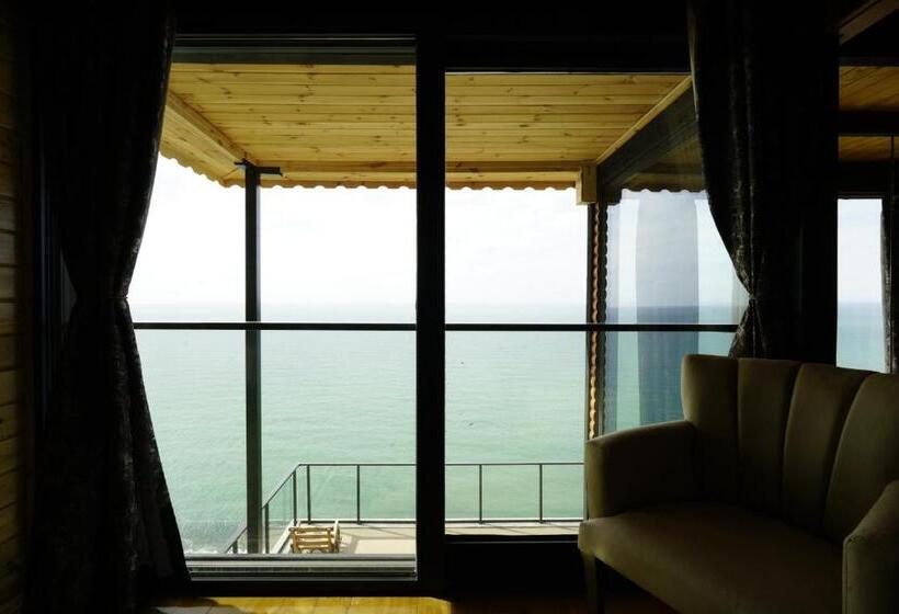 ホテル Venek Viila Suit