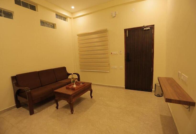 Palm Paradise Beach Resort