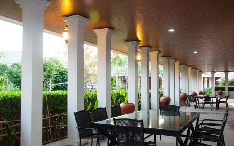 Pearl Resort And Hotel เพิร์ลรีสอร์ทแอนด์โฮเทล