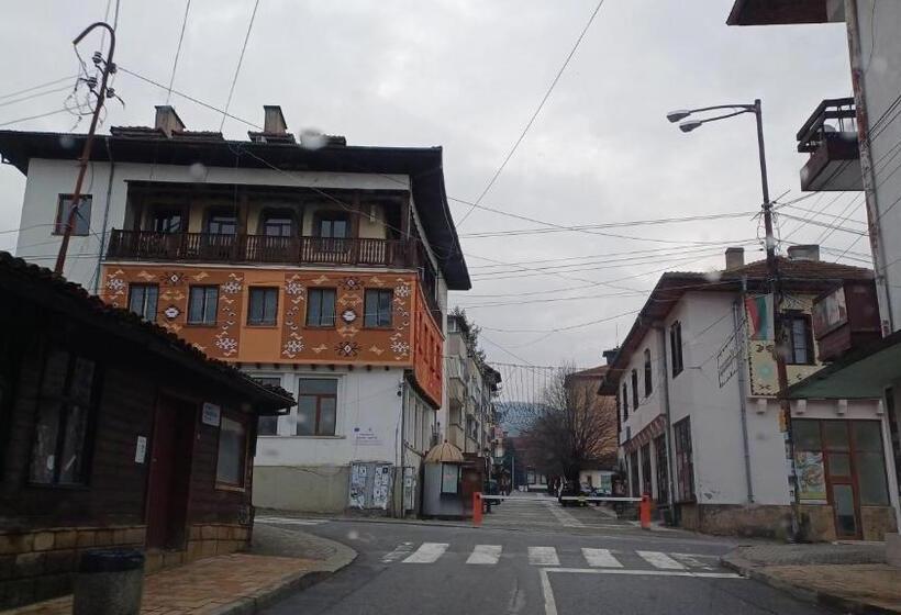 Pension (Hôtel basse catégorie) абаджиевата къща