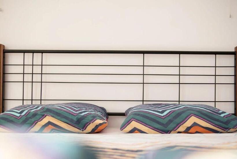 Pension вила лора