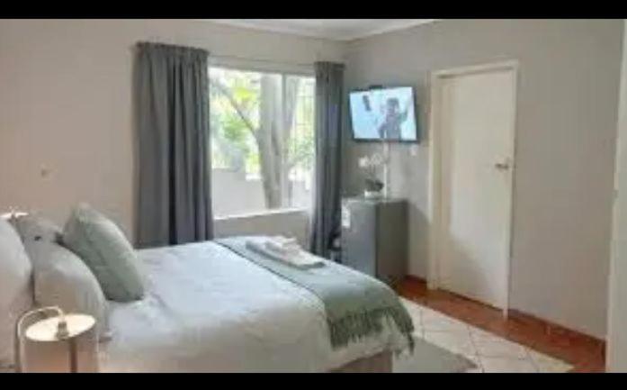 پانسیون Aphiroom Guesthouse