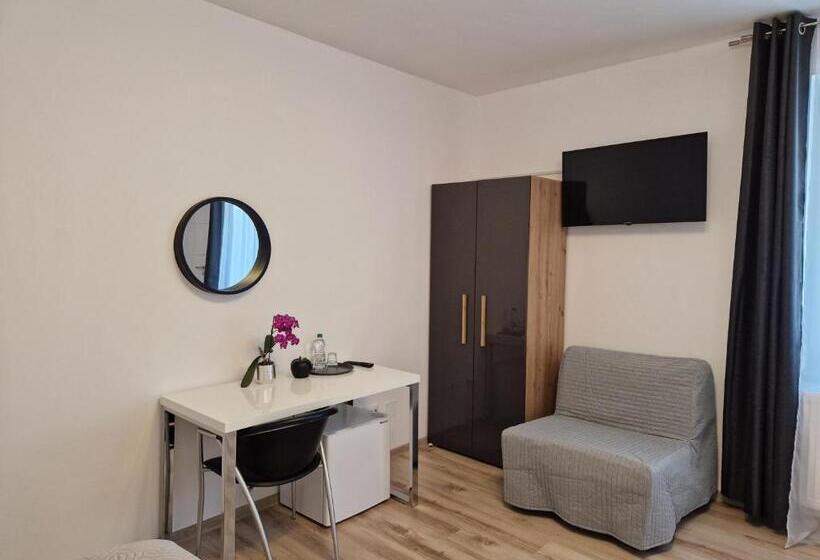 פנסיון Casa 7 Sate Apartament