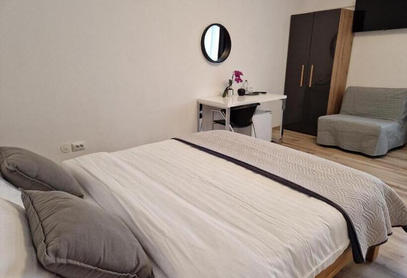פנסיון Casa 7 Sate Apartament