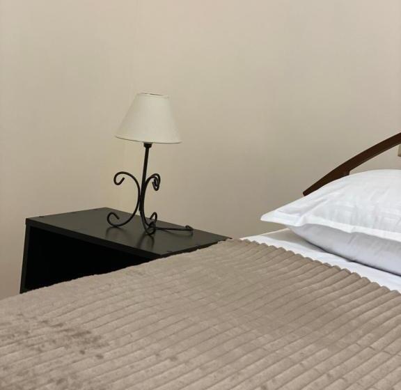 پانسیون Yan Guest House