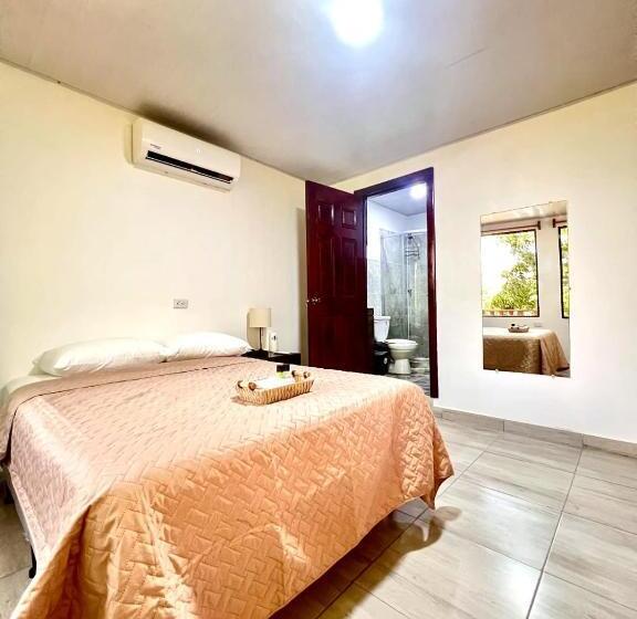 پانسیون Mayara Hostal