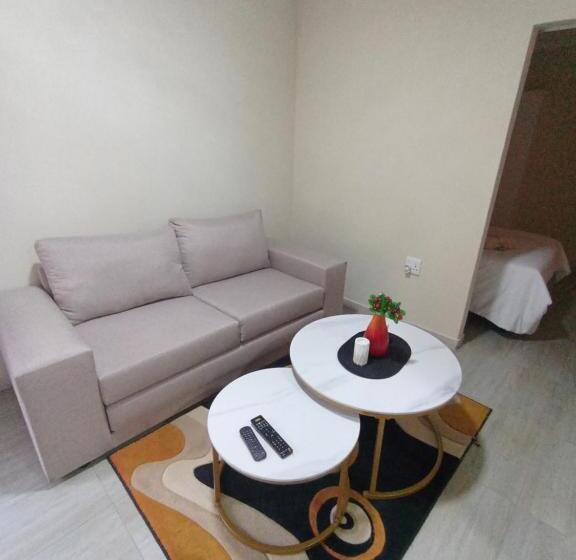 פנסיון Peshline Guest House Unit 1