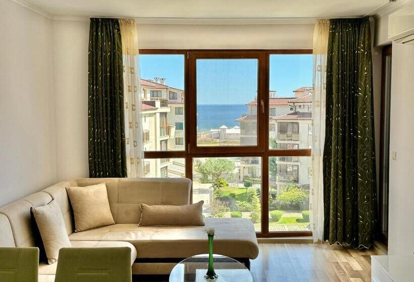 Sunshine Apartment
