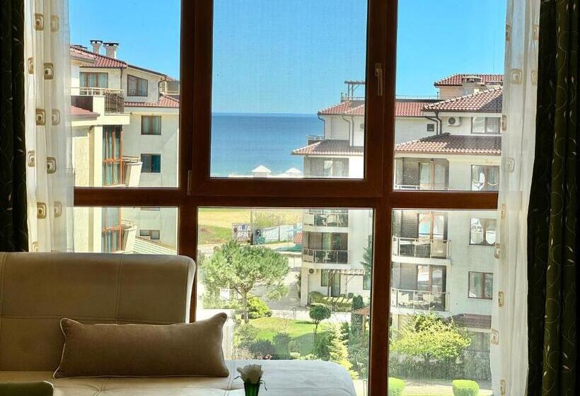 Sunshine Apartment