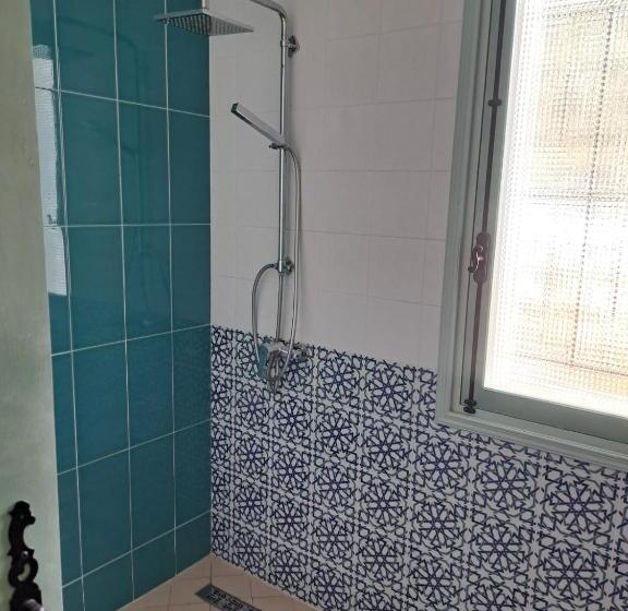 مبيت وإفطار Villa Izabelles