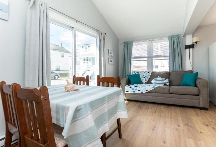 Hampton Beach Seaside Villa Unit 1