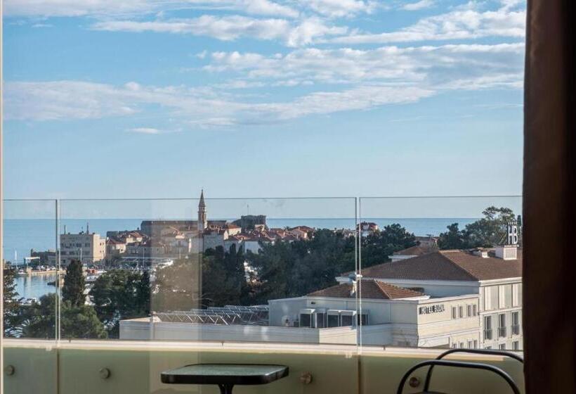 هتل Budva Center Suite