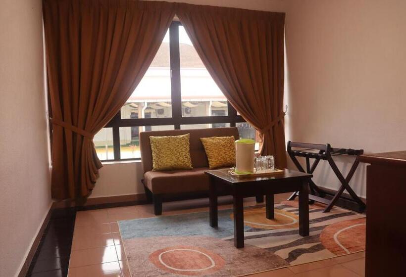 فندق Bunga Raya Resort Parit Buntar