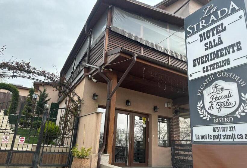 هتل La Strada