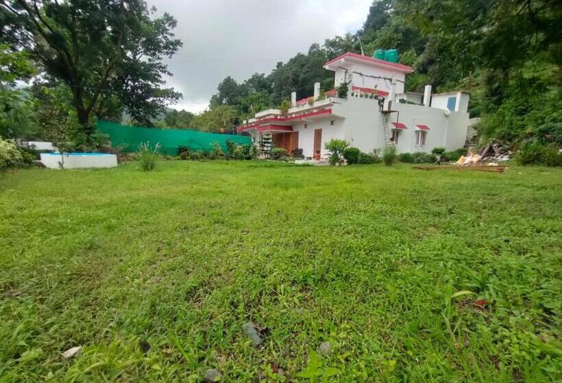 בית מלון כפרי Goroomgo Mountain Mist Home Stay Bhimtal