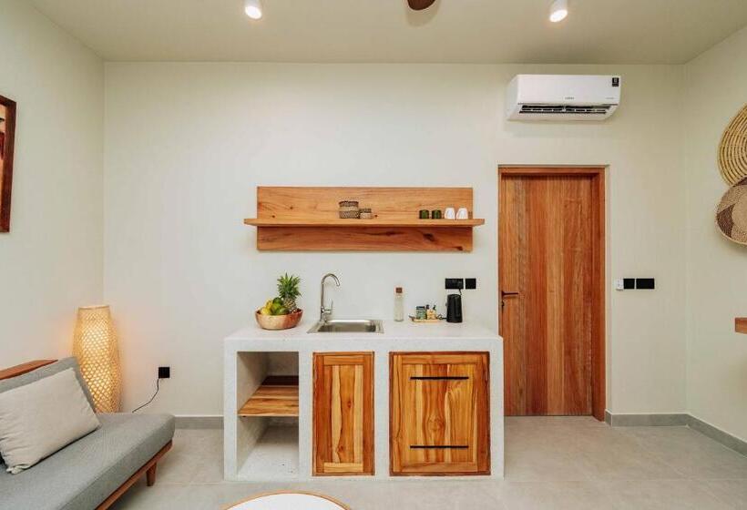 هتل Samawa Living
