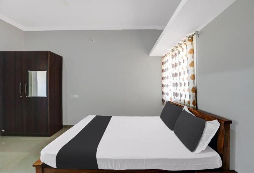 فندق Spot On Formula 1 Residency